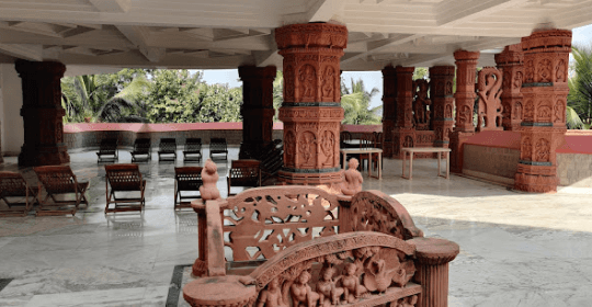 Wall carvings at Omtara